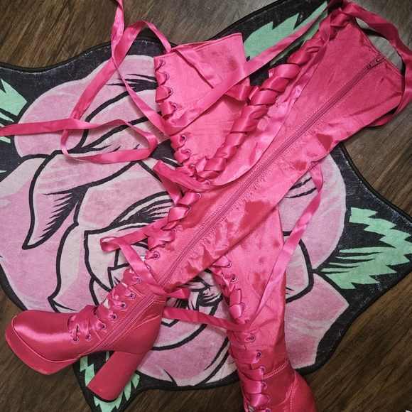 Sugar Thrillz: Heiress Request Hot Pink Thigh High Boots, Size 8, NIB Dolls Kill - Picture 16 of 16